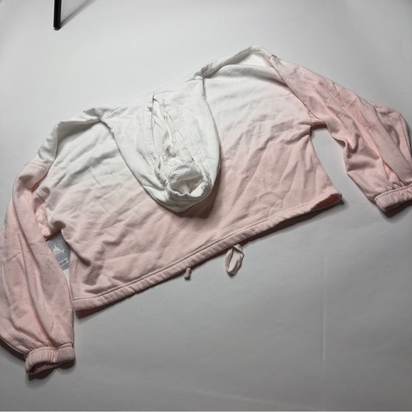 Beauty Is Found Within XL Women's Disney Crop Sweatshirt Ombre Belle Pink NEW - Picture 9 of 12